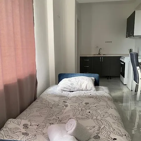 Arijon Rentals Apartaments 2022 Appartamento *