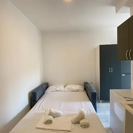Arijon Rentals Apartaments 2022 * Sarandë